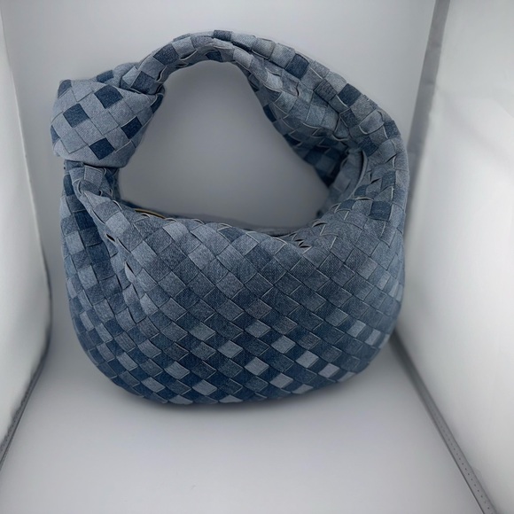 Meet your Posher, Holly - Picture 6 of 6